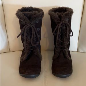 Size 10 White Mountain winter boots